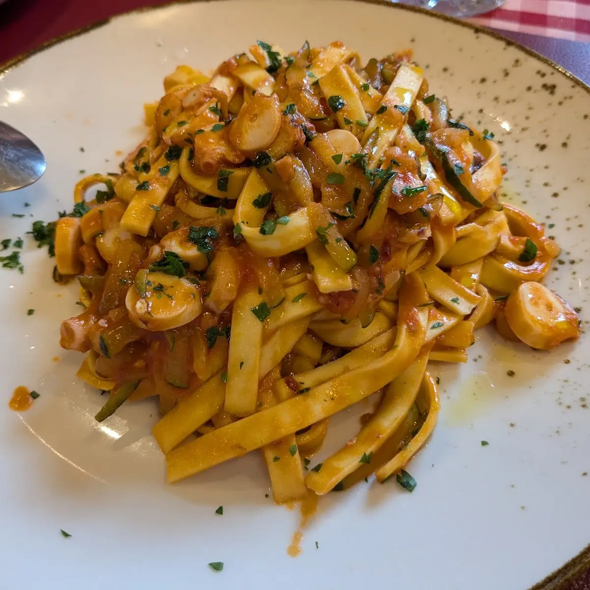 Tagliatelle Mit Oktopus