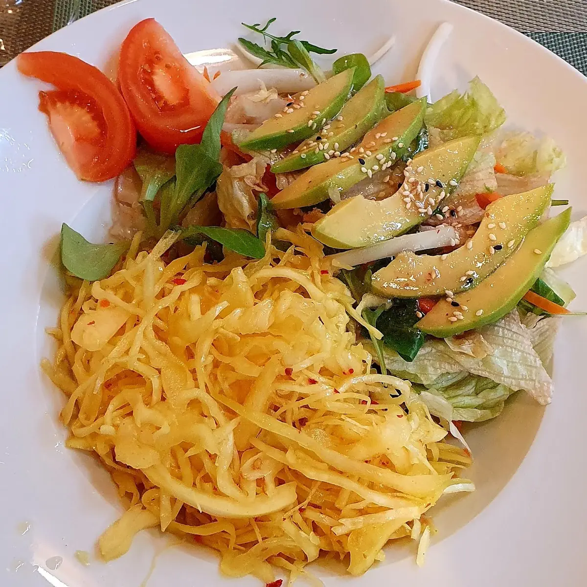 Avokado- Und Krautsalat