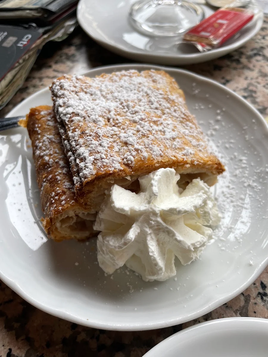 Apple Strudel