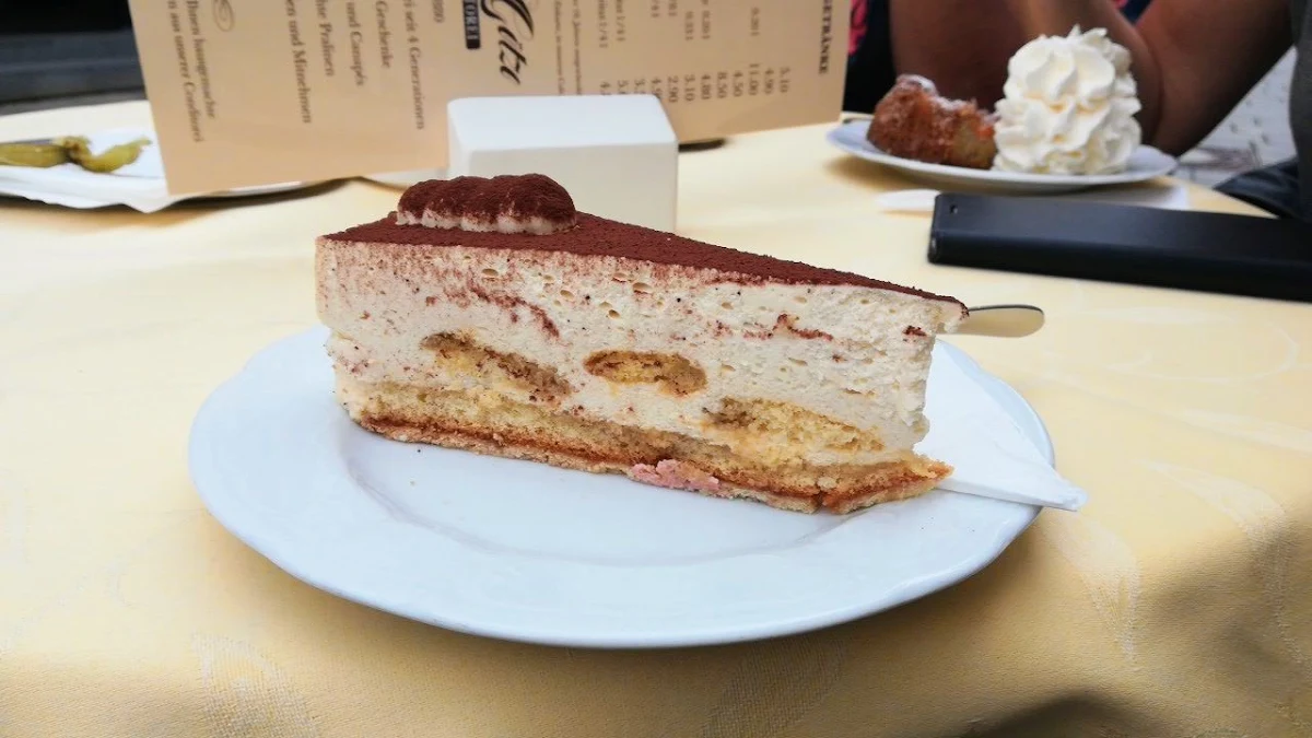 Tiramisu Torte
