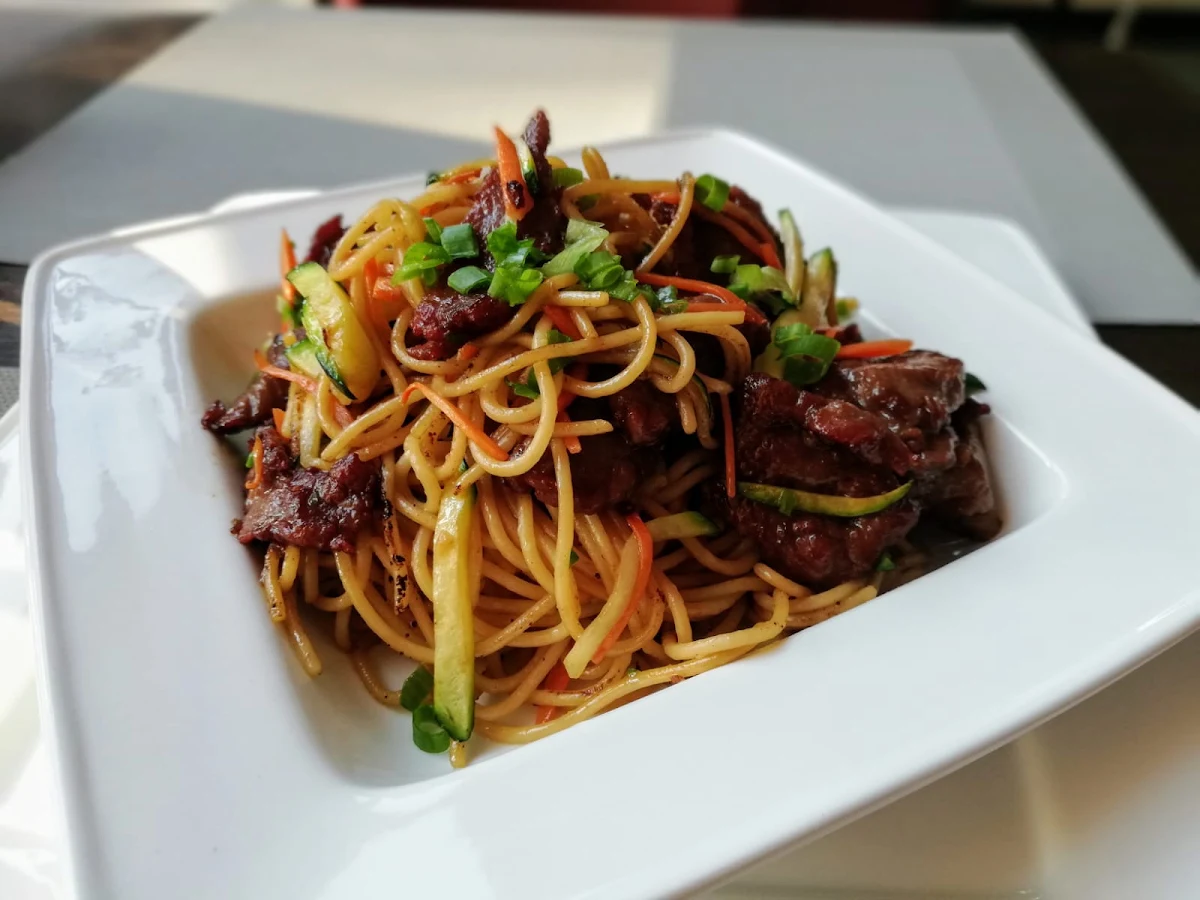 Gebratene Nudeln Mit Rindfleisch