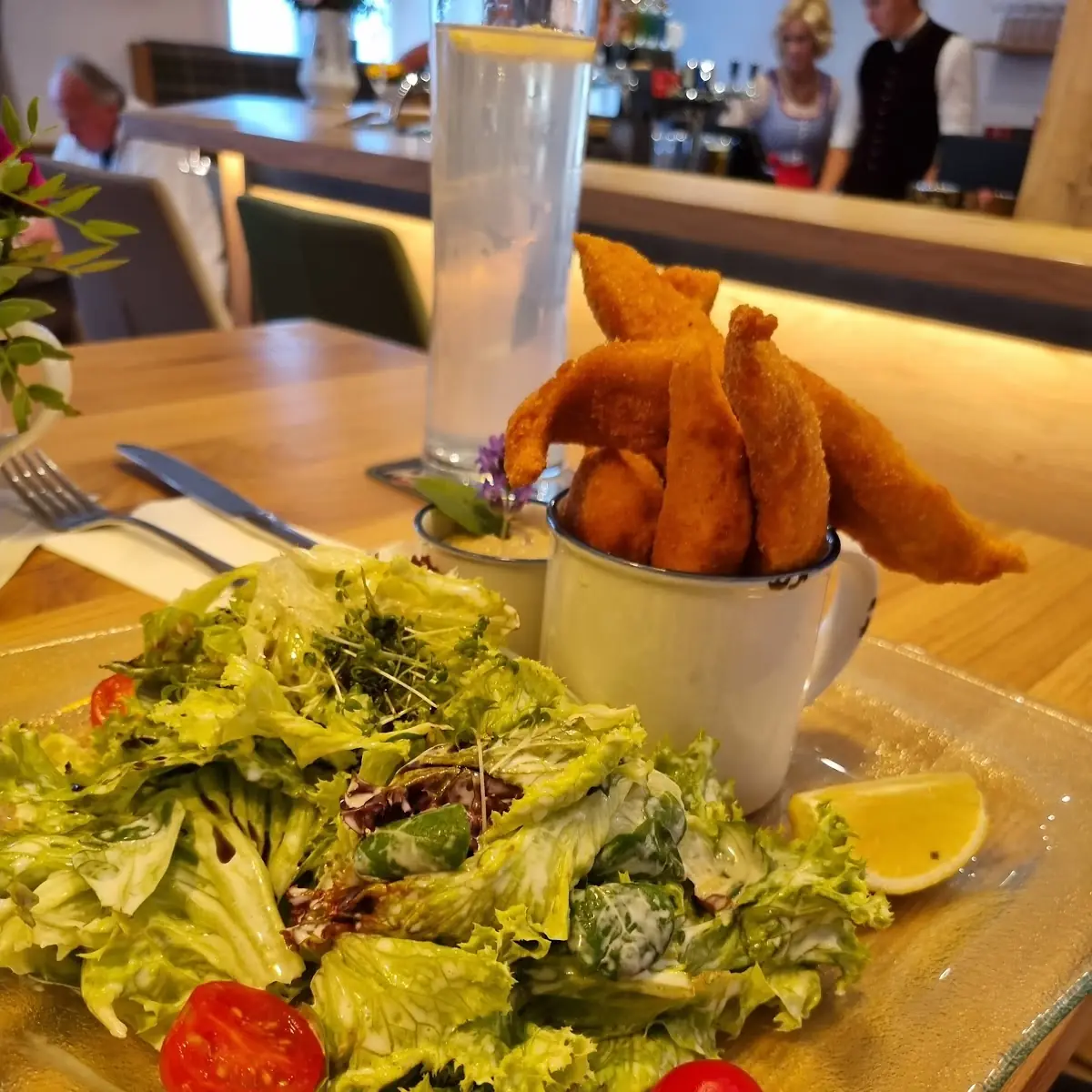Backhendl Salat