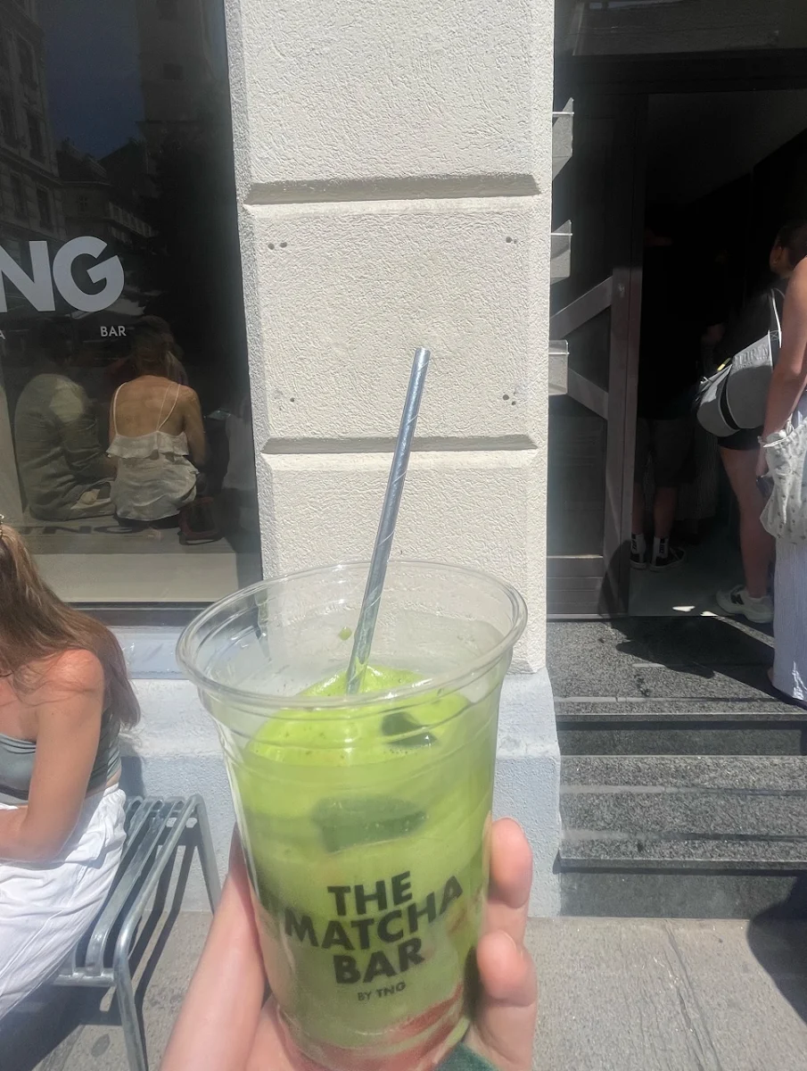 Strawberry Matcha Mit Kokosmilch