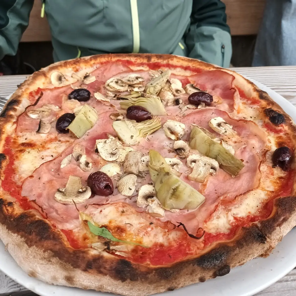 Pizza Capricciosa
