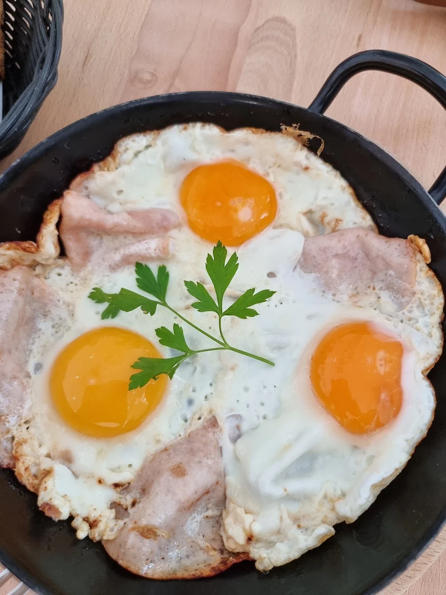 Ham and Eggs
