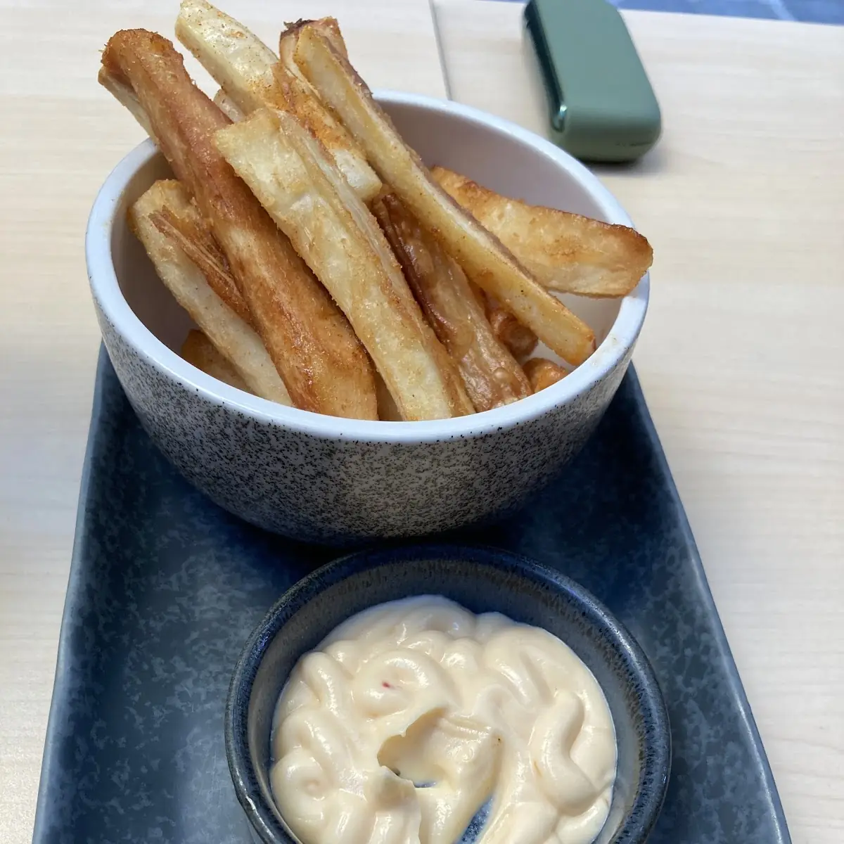 Maniok Fries Mit Chili Mayonnaise