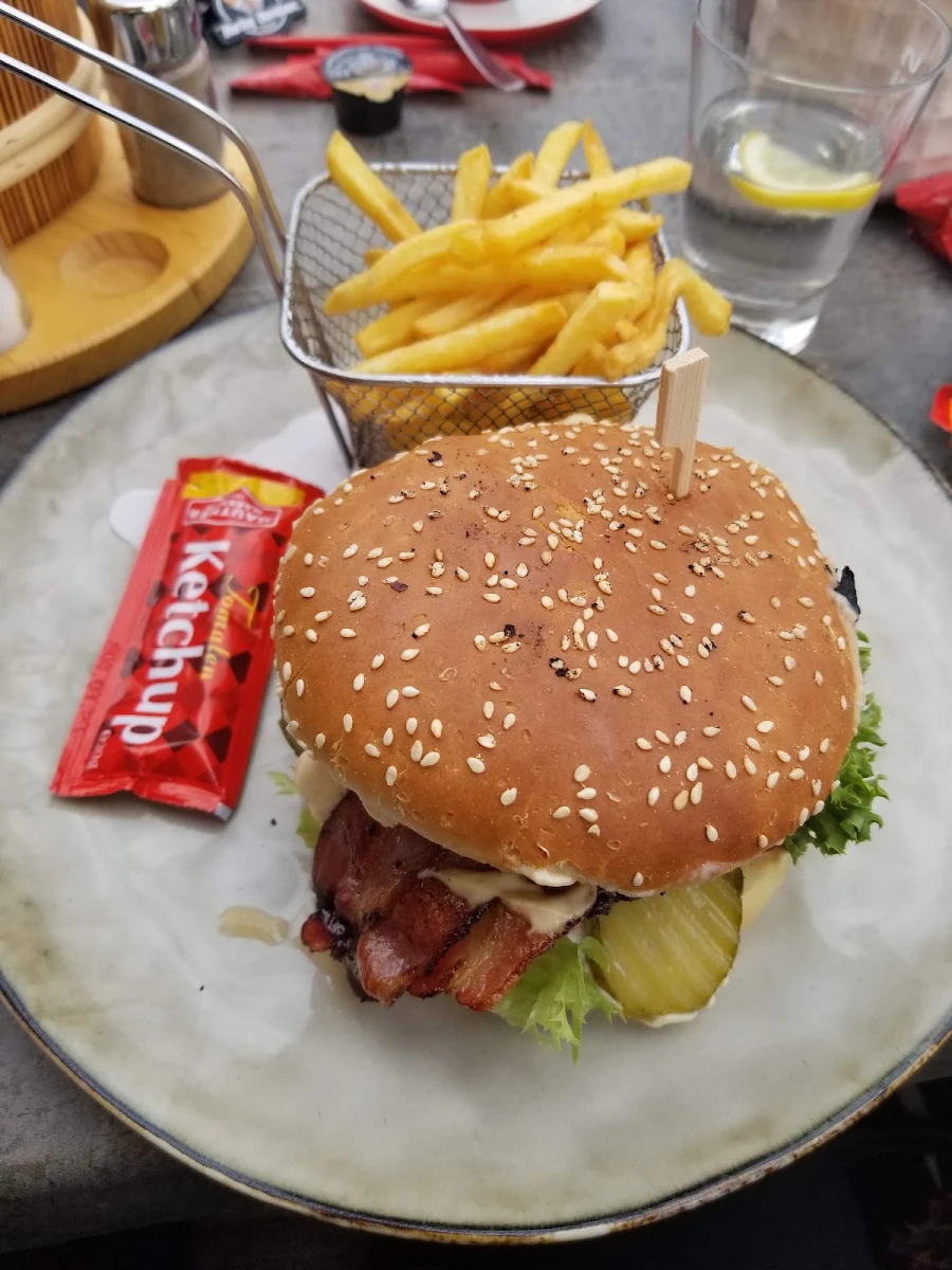 Bacon and Egg Burger