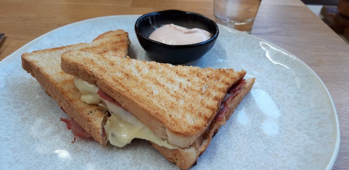 Schinken-käse-toast