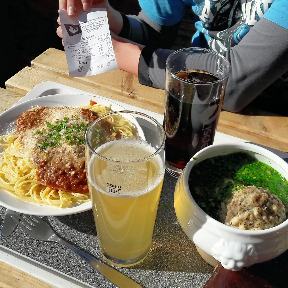 Spagetti Knödelsuppe