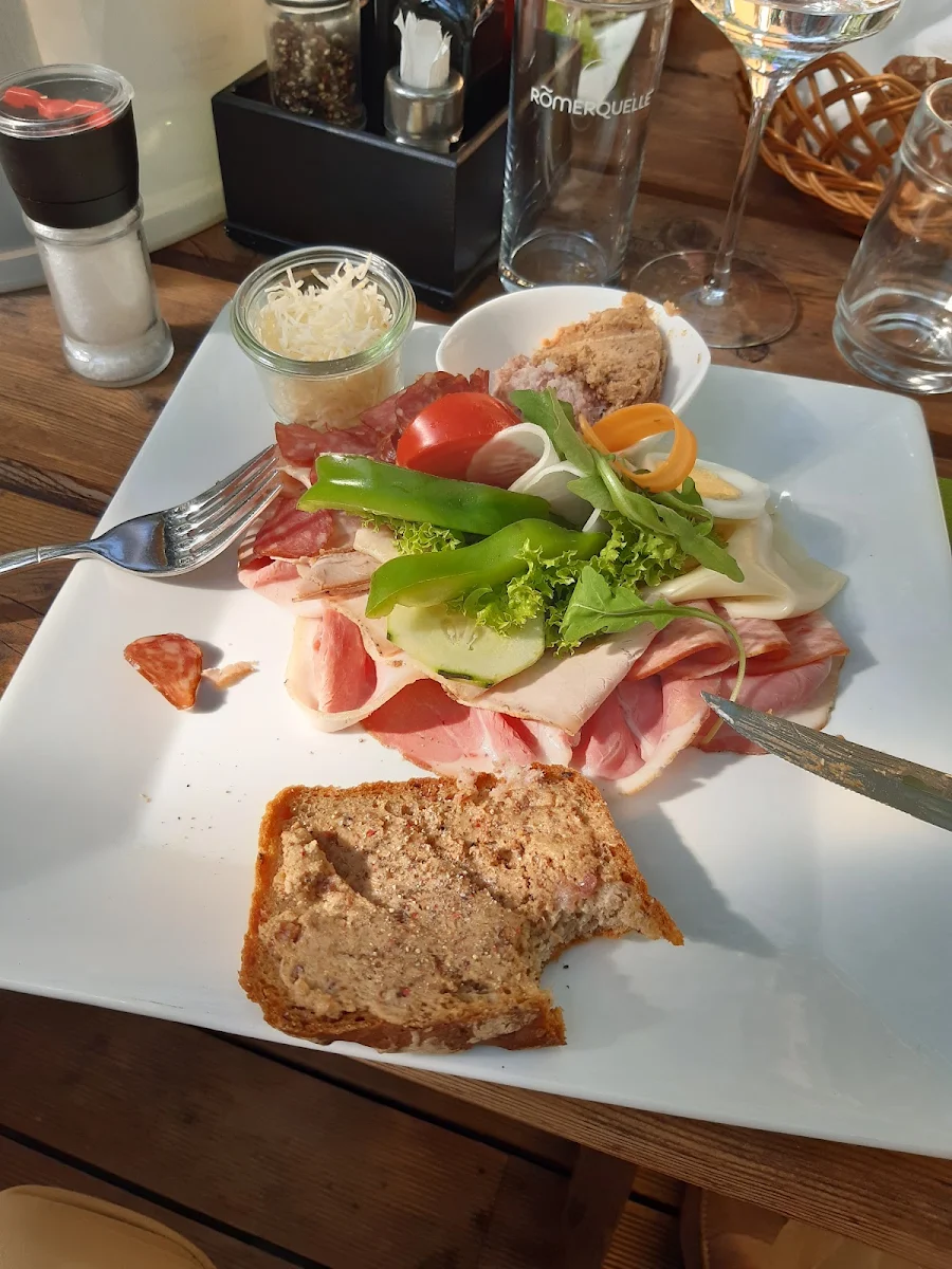 Saures Rindfleisch