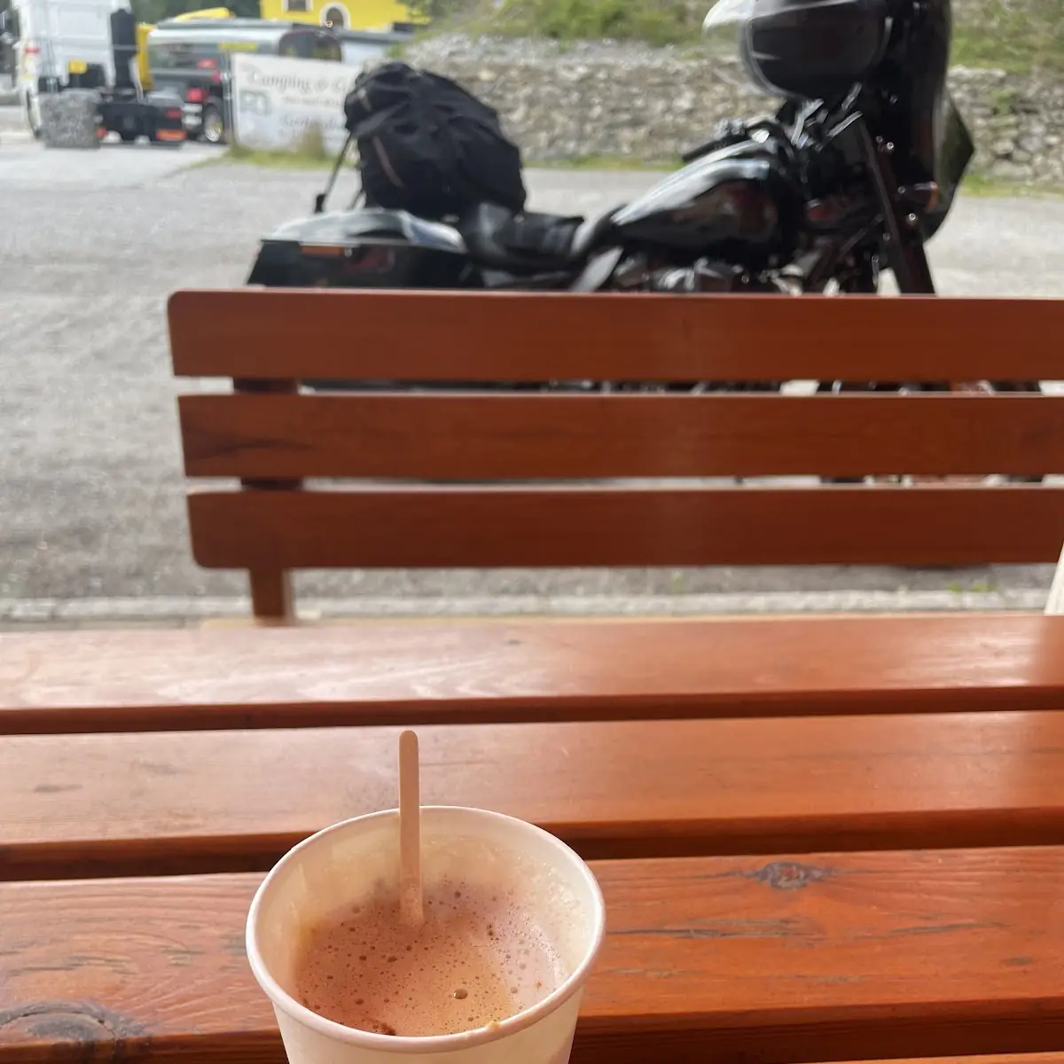 Cappuccino Im Pappbecher