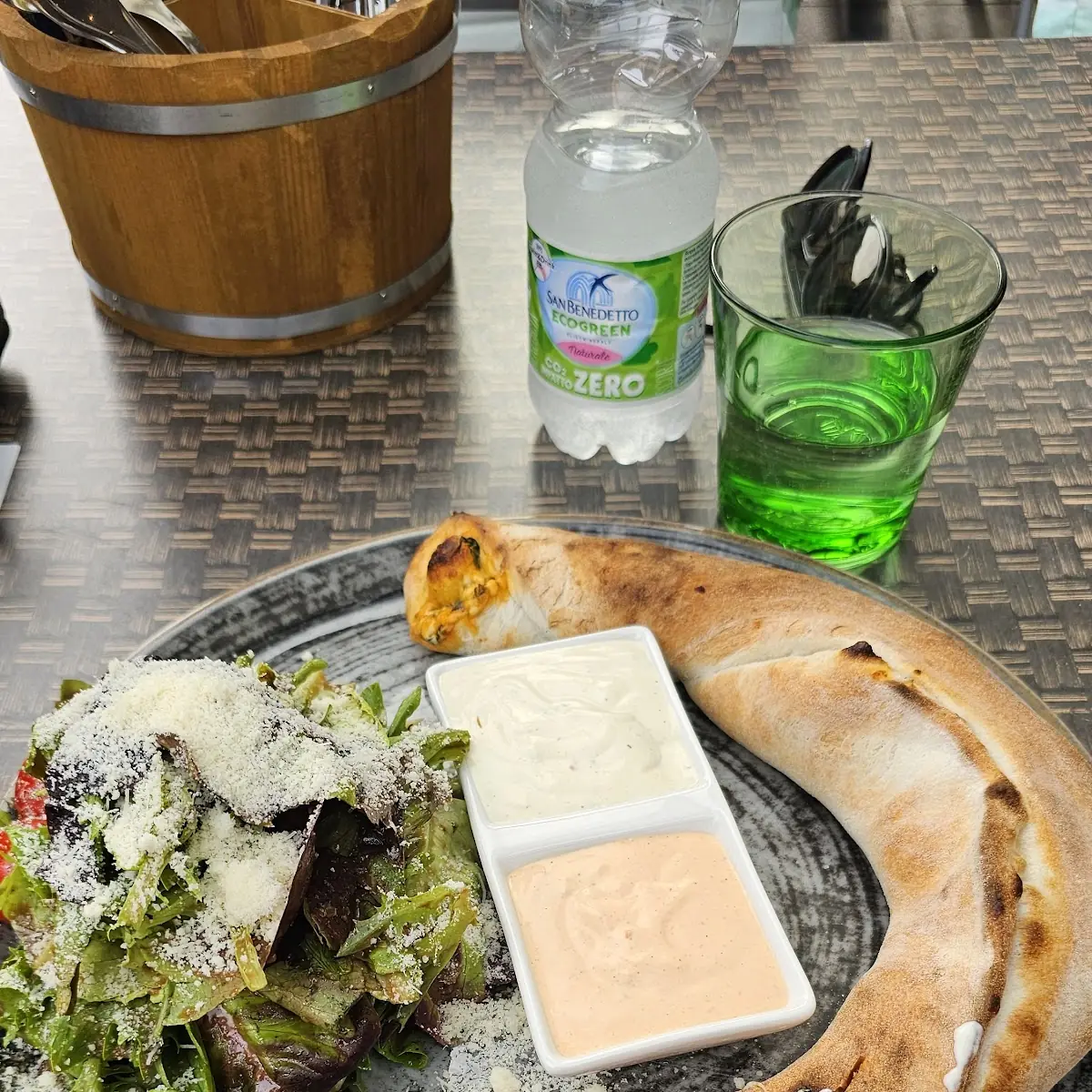 Pide Spinat Käse