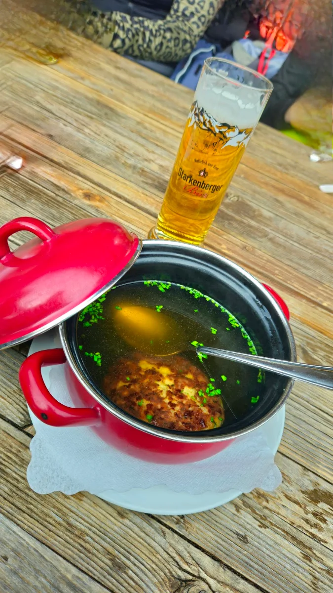Kaspressknödl Suppe