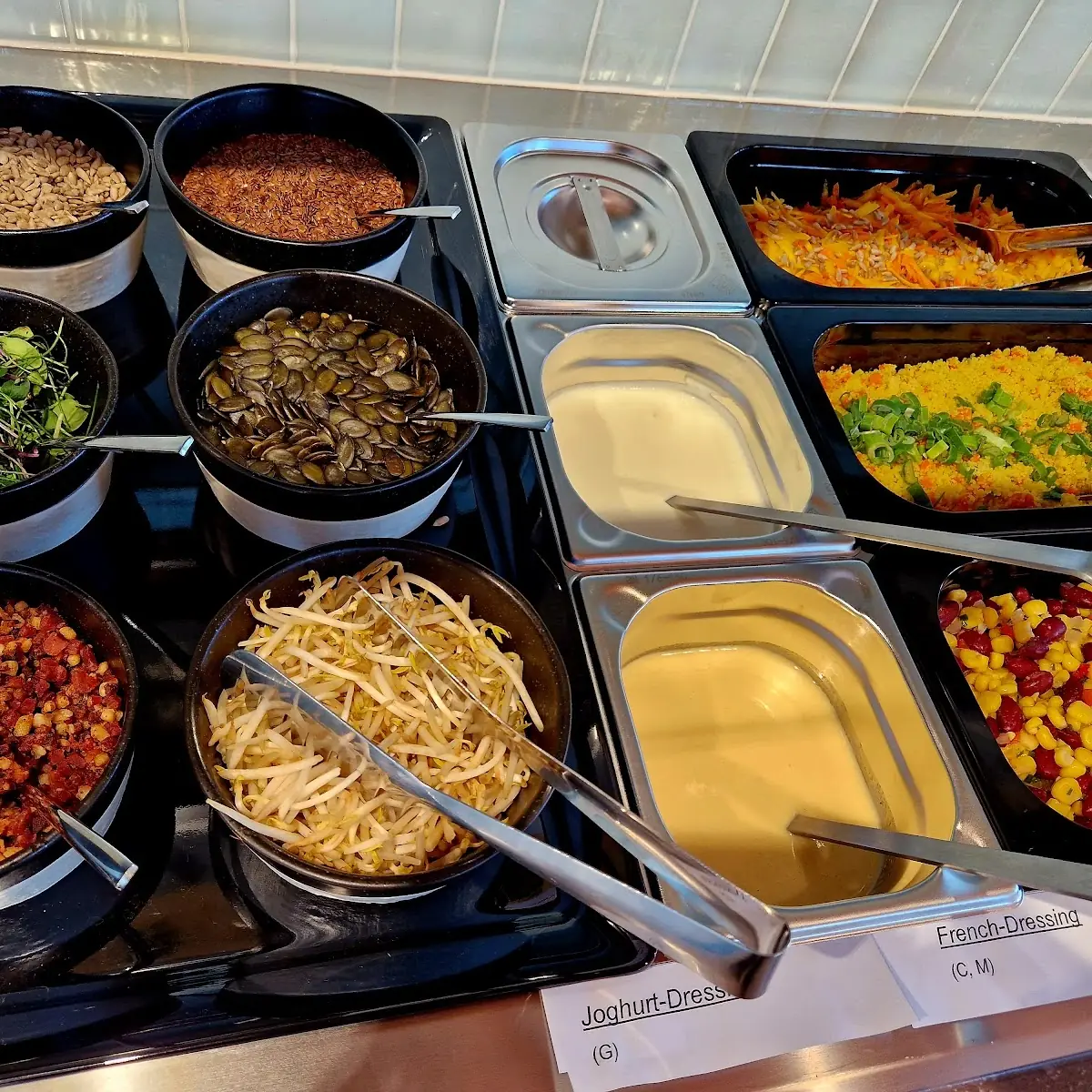 Salatbuffet Und Toppings