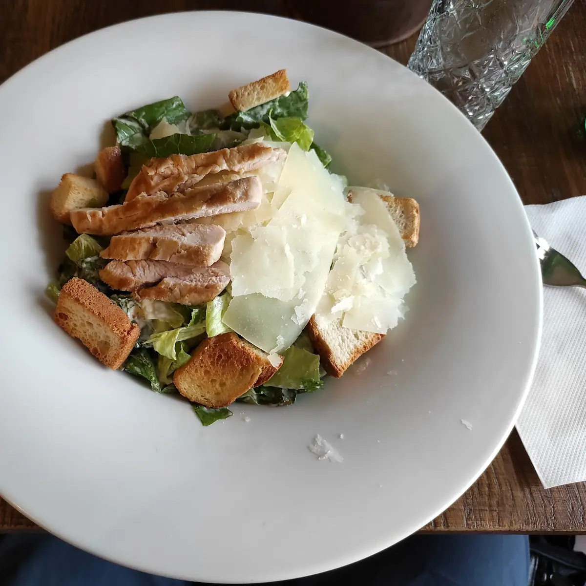 Insalatona Con Petto Di Pollo