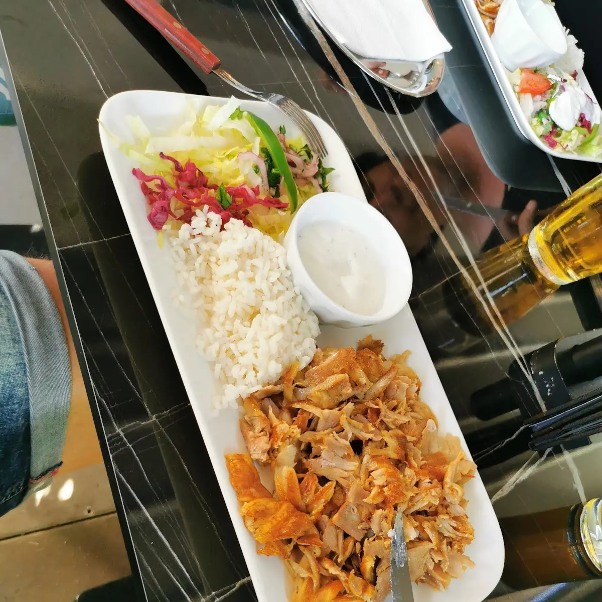 Kebap Teller Mit Salat Und Reis