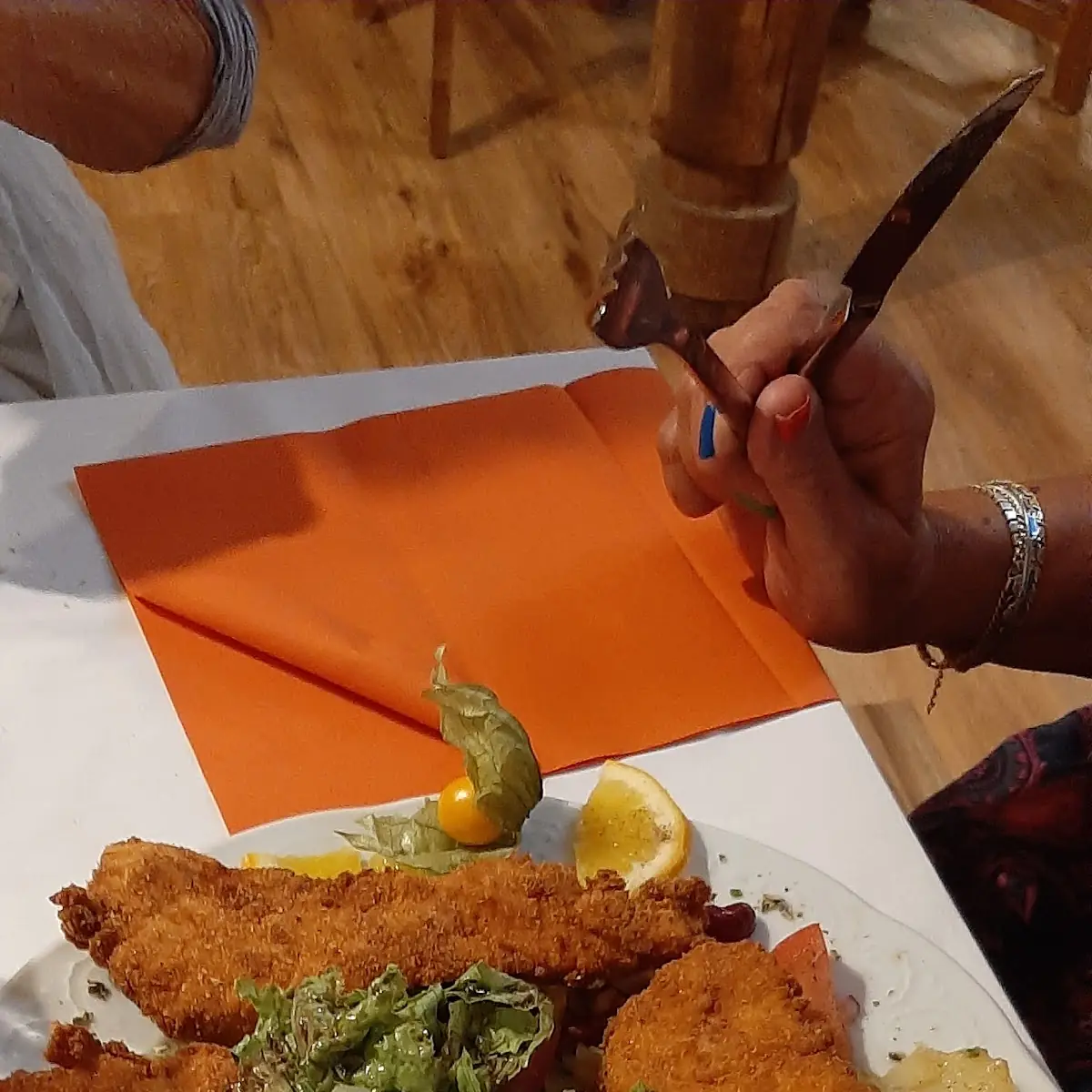 Salat Mit Hühnetstreifen