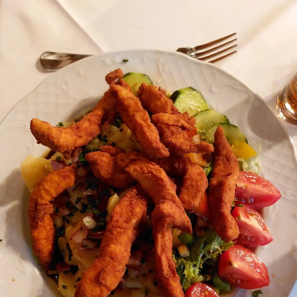 Backhendl Salat