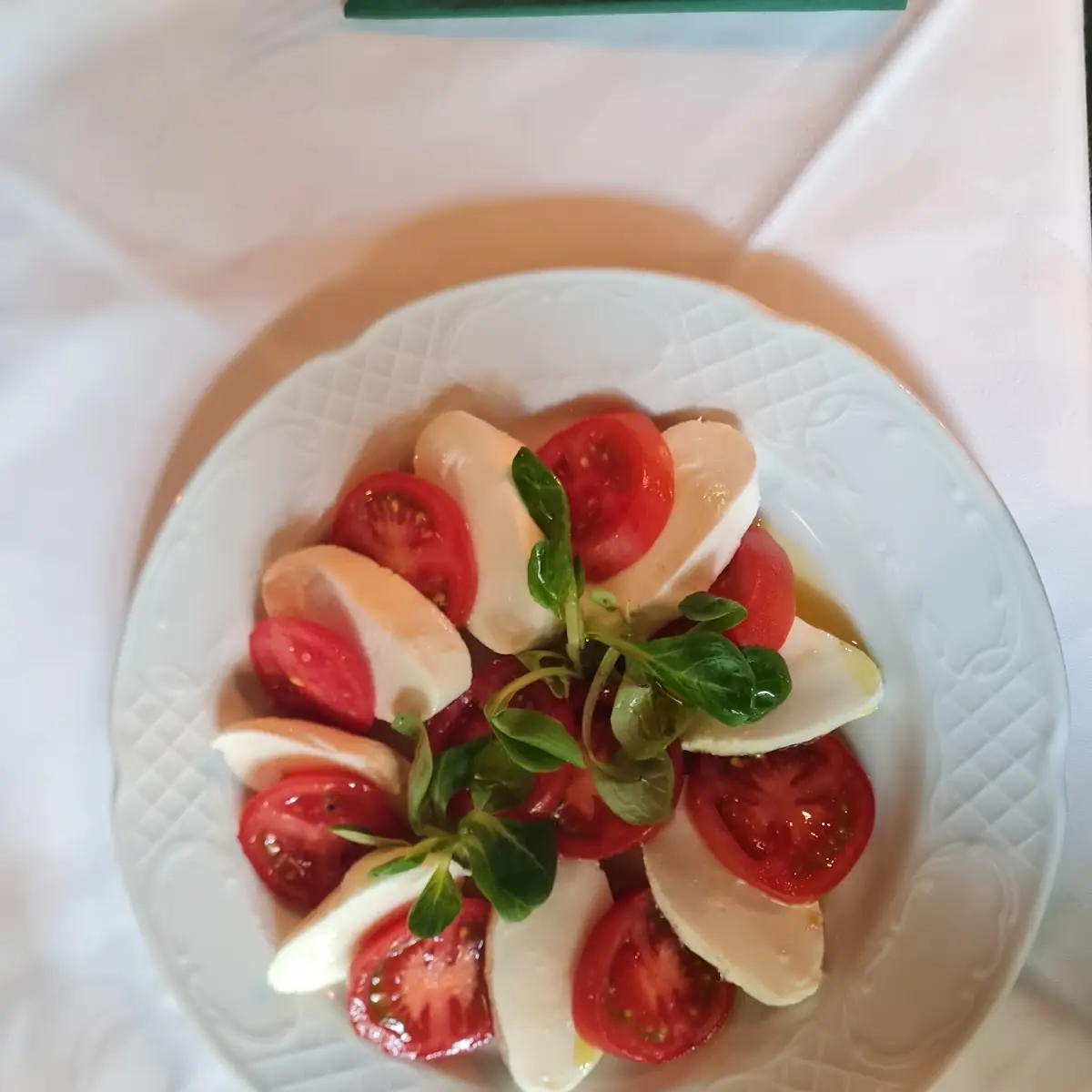 Mozzarella Auf Tomaten Caprese