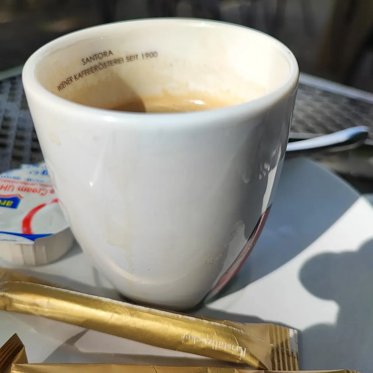 Schwarzer Kaffee