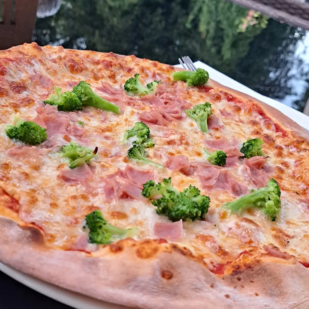 Pizza Brokkoli