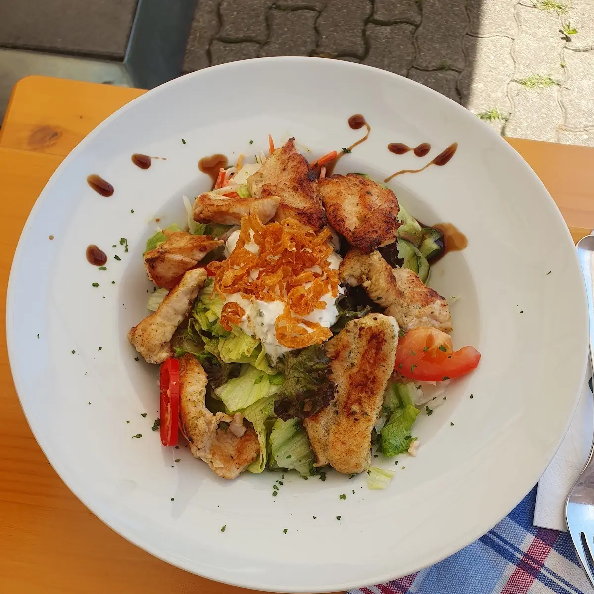 Hühnerstreifen Salat