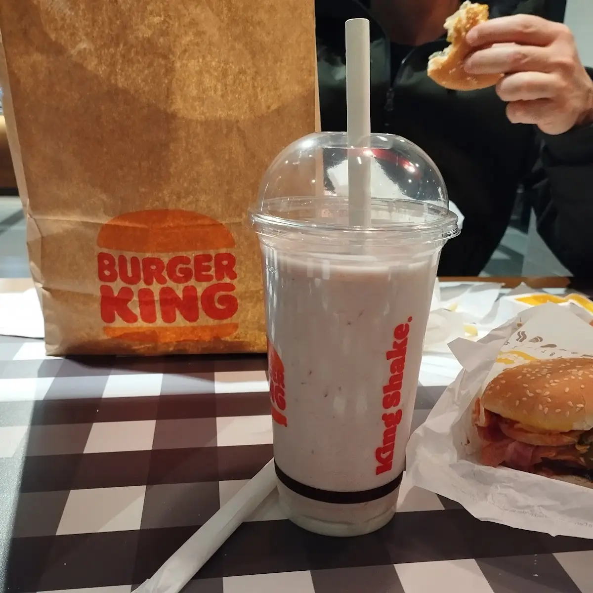 Burger and Milkshake Strawberry
