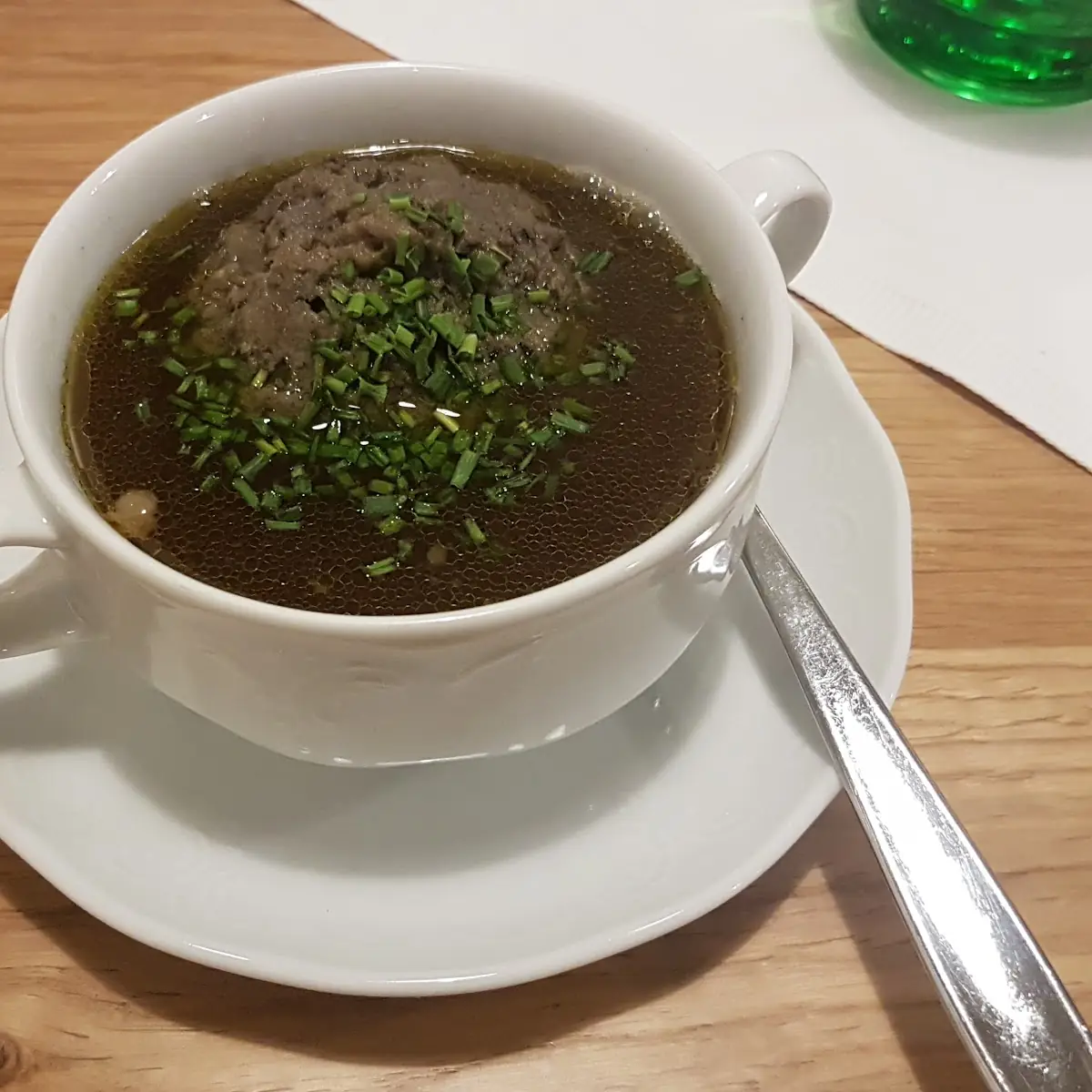 Leberknödelsuppe
