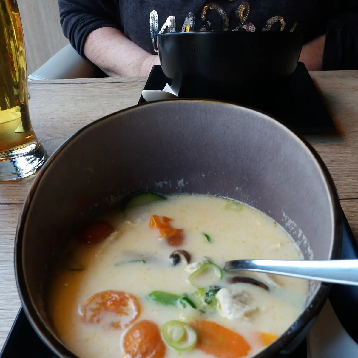 Kokossuppe Mit Hühnerfleisch