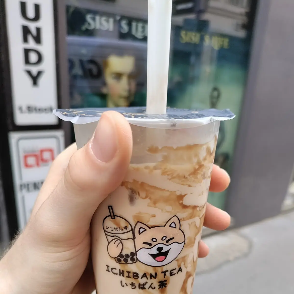 Medium Classic Milk Tea