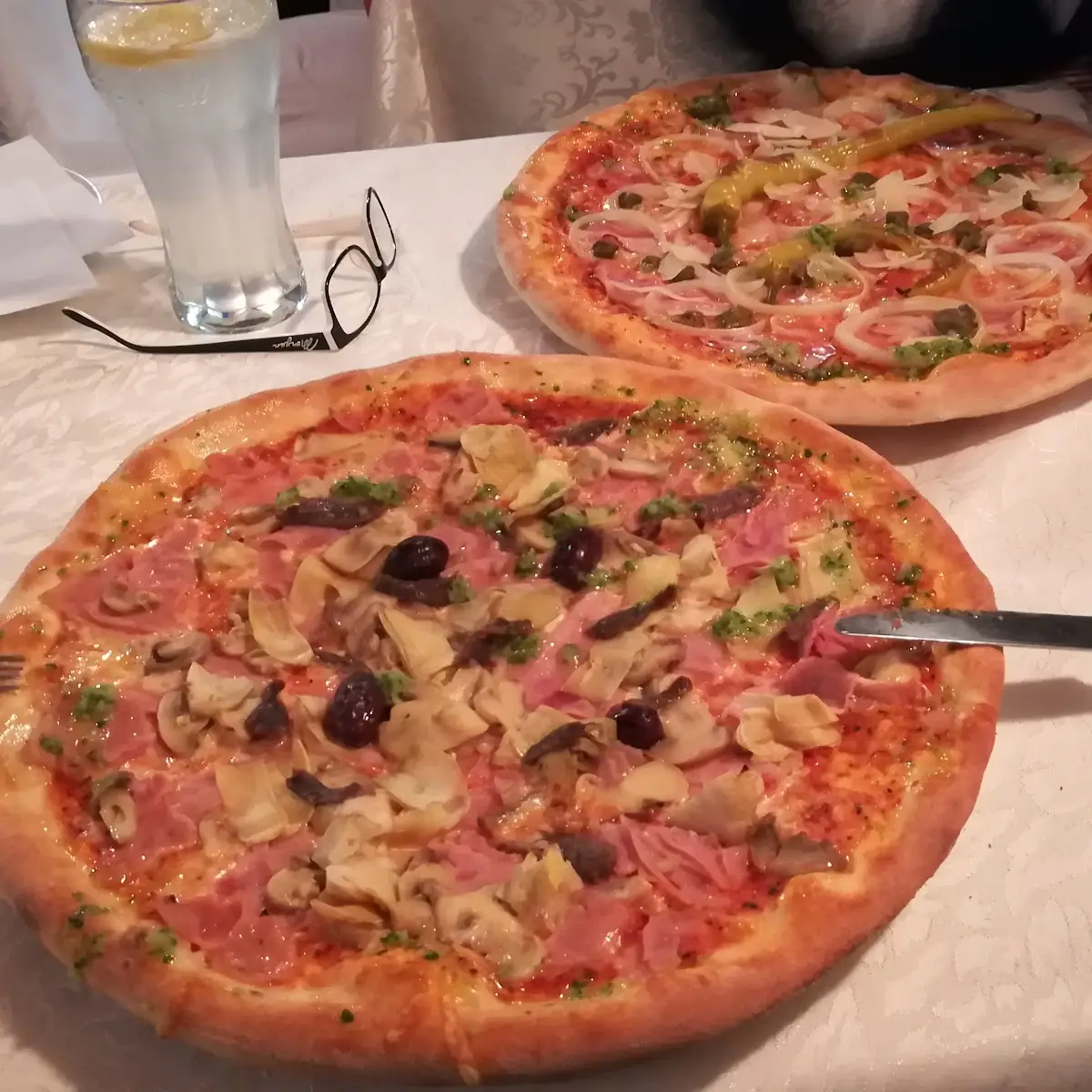 Pizza Diavola Sehr Gut