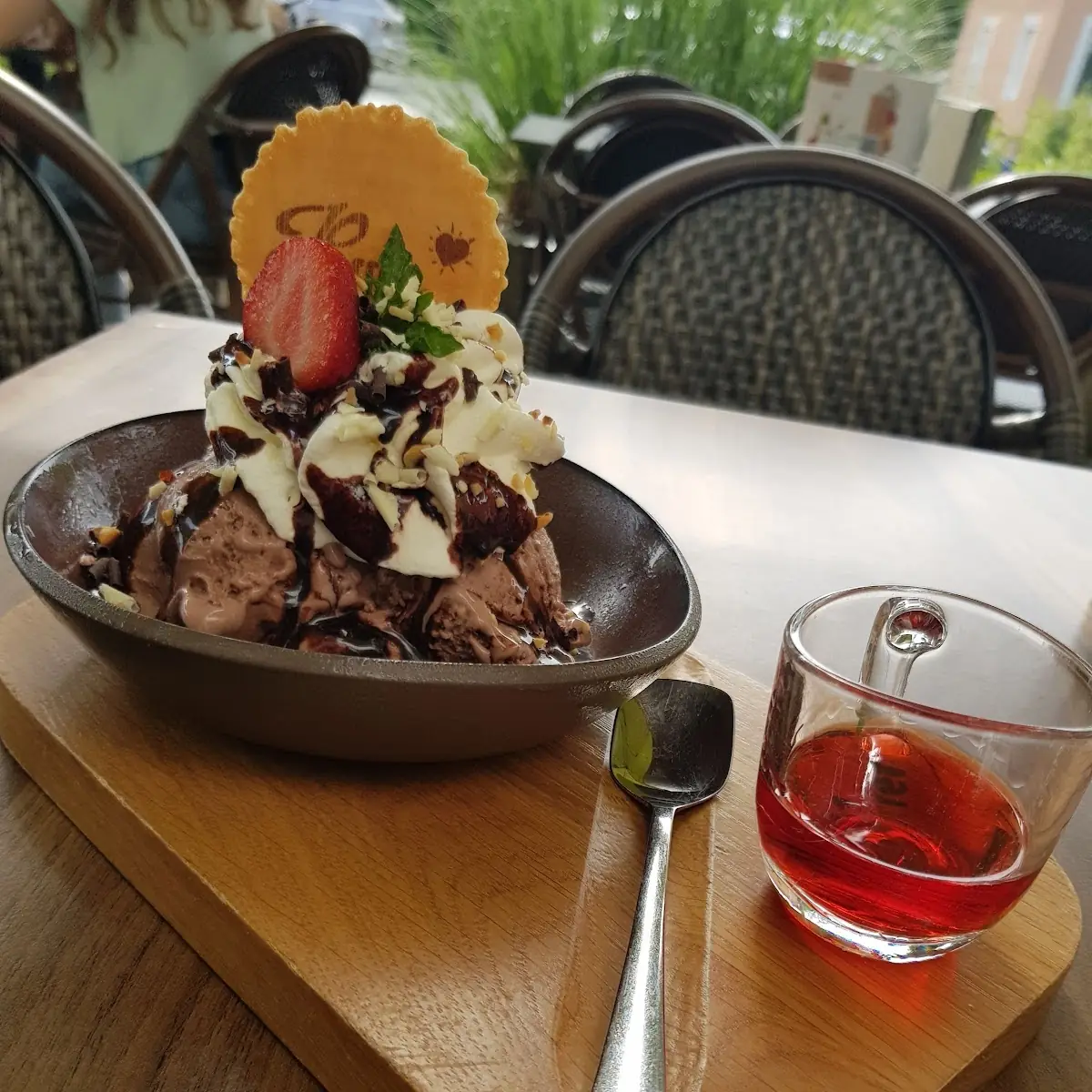 Trüffel Eisbecher