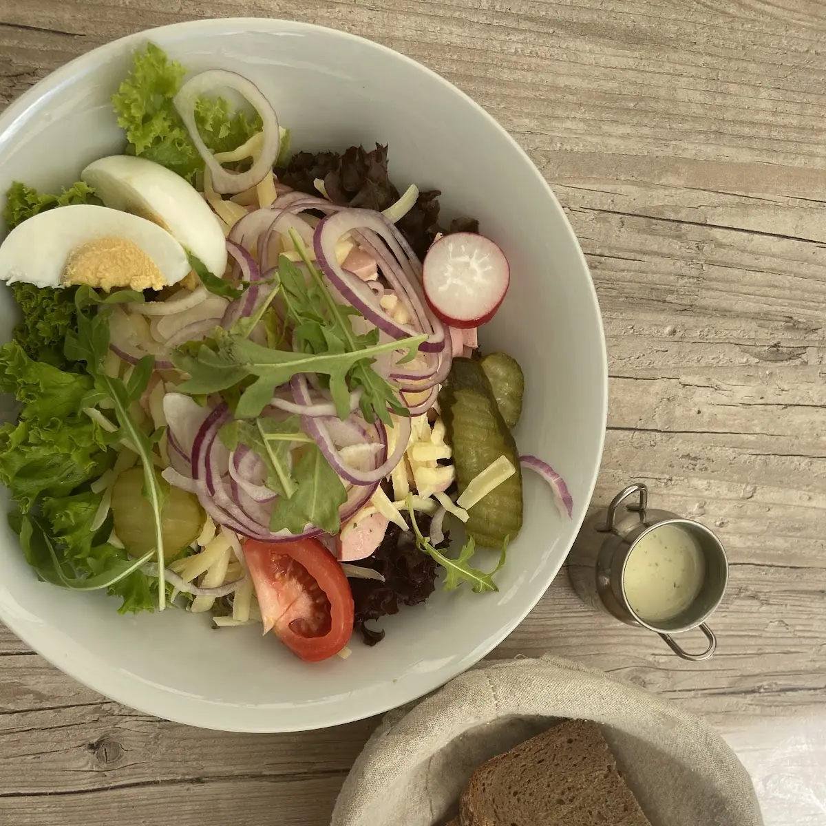 Wurst Käse Salat