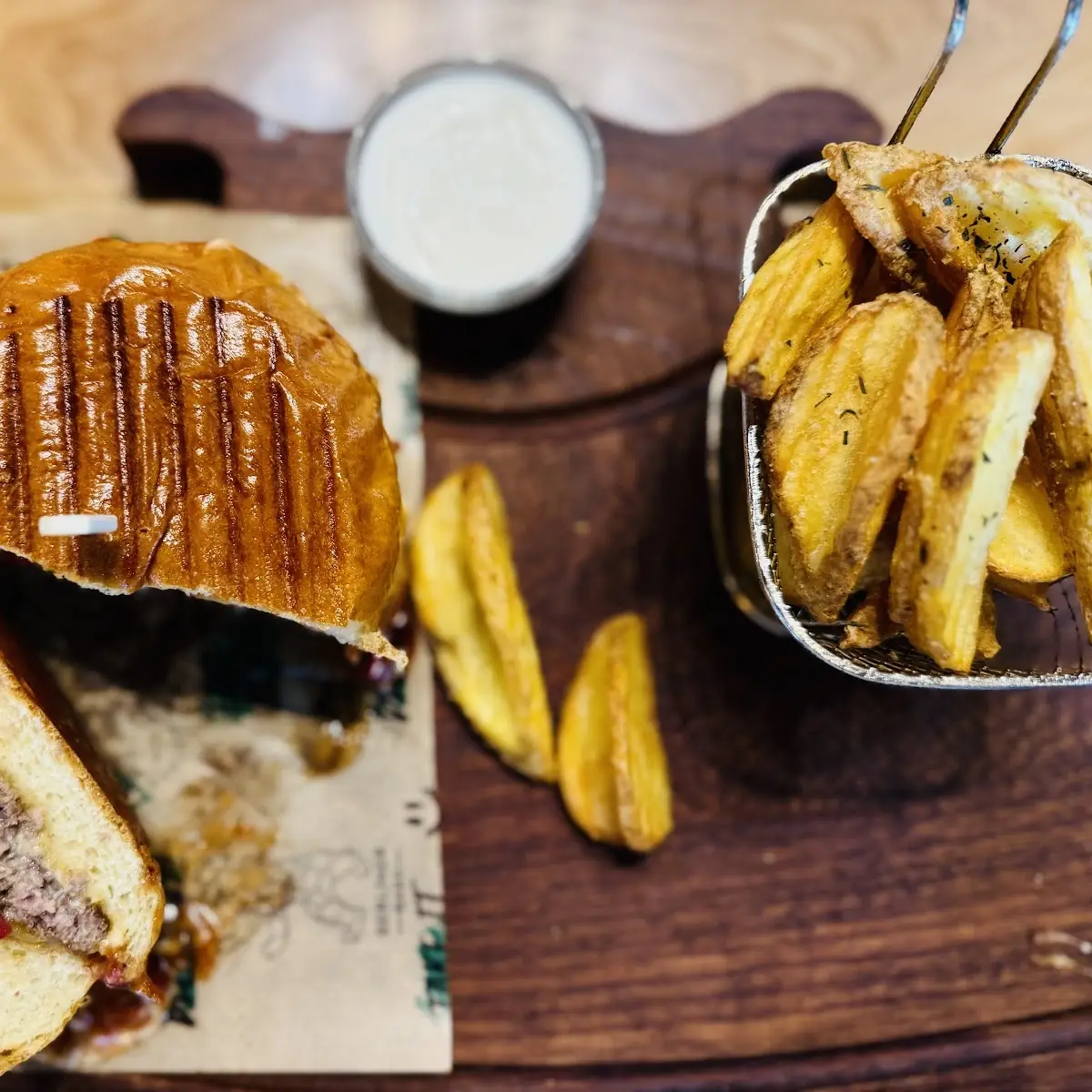 Neukölln – Trüffel Toast Burger