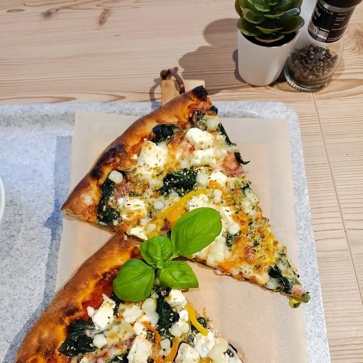 Käse Pizza