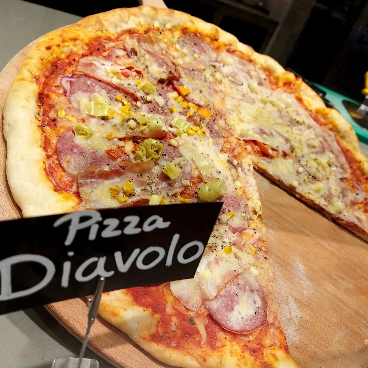 Pizza Diavolo