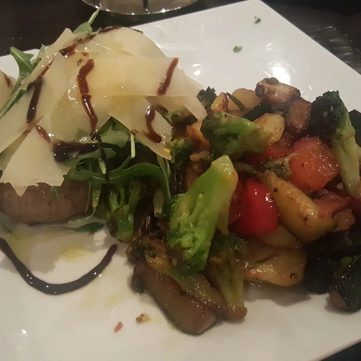 Tagesempfehlung Steak Mit Kartoffeln Und Gemüse