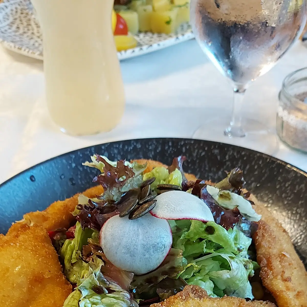Steirischer Backhendlsalat