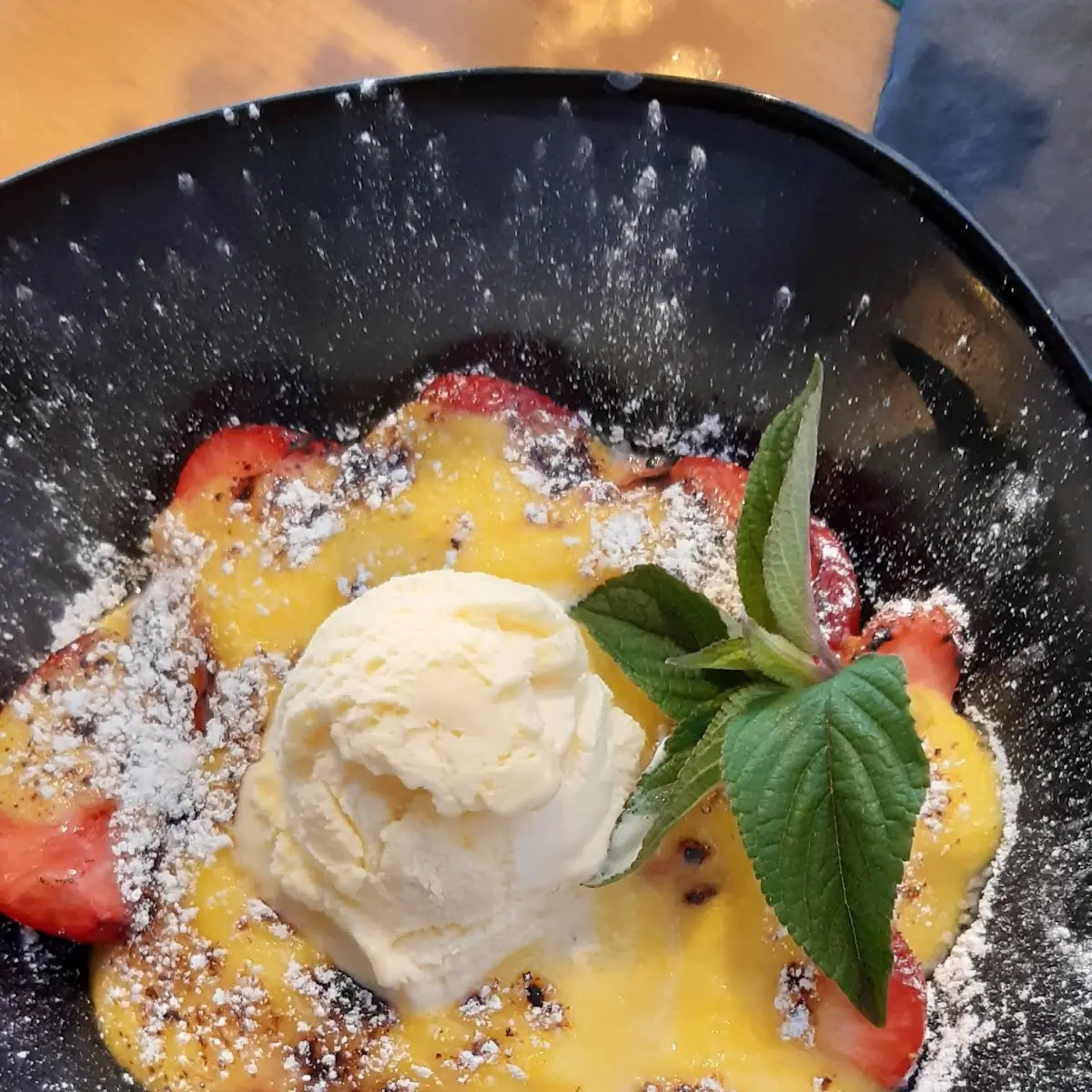 Überbacken Erdbeeren Mit Sojaeis