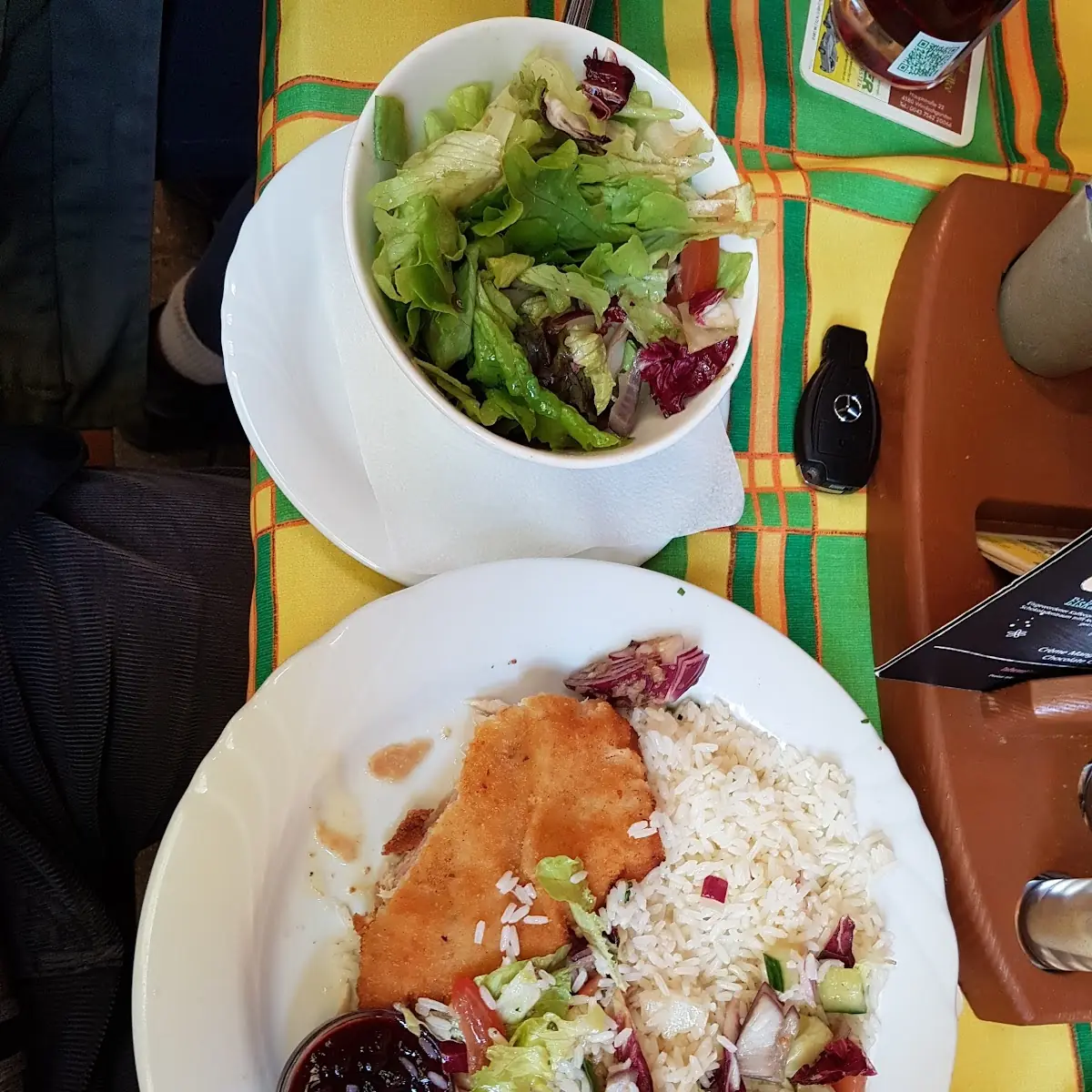 Cordon Bleu Mit Reis U Salat