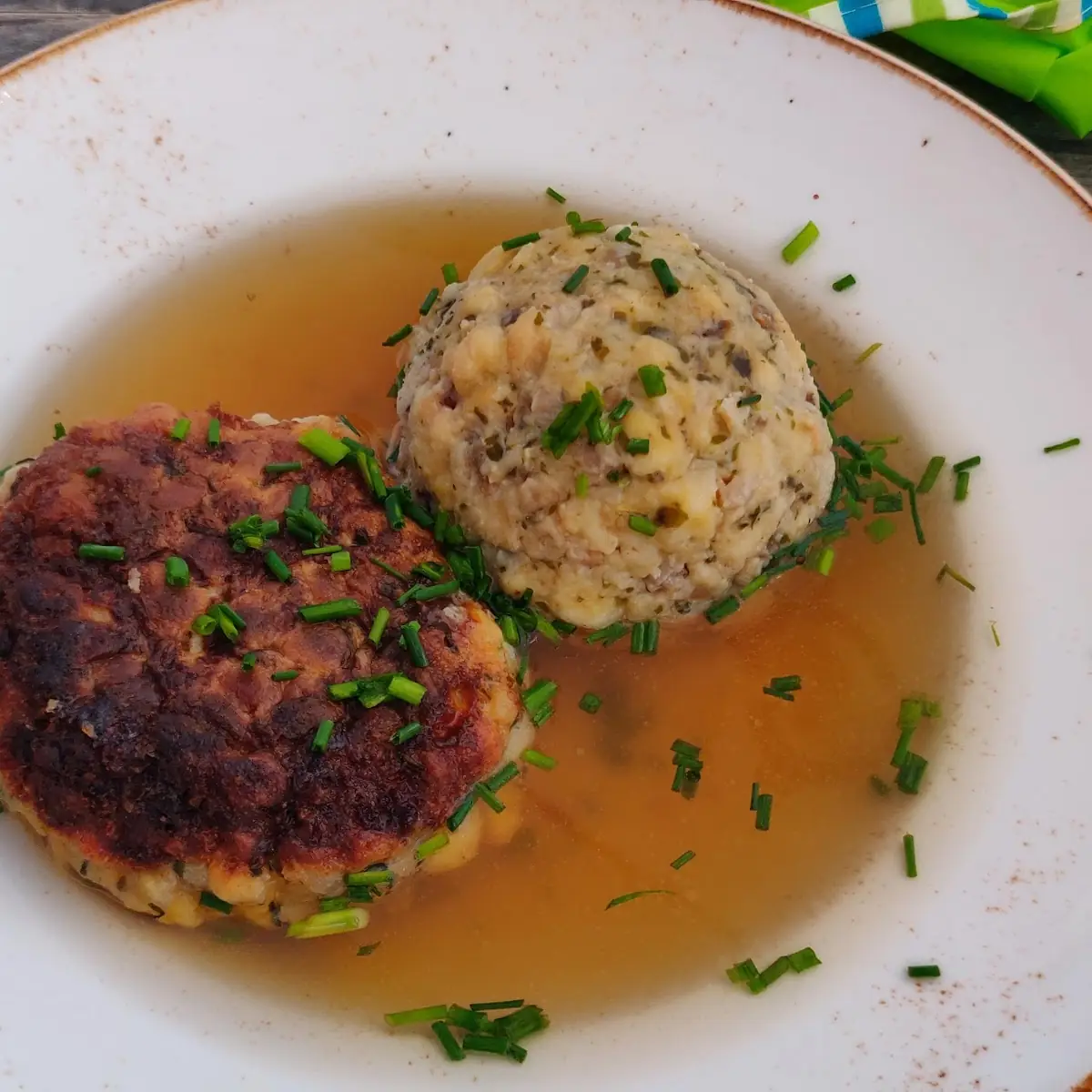 Kaspressknödelsuppe