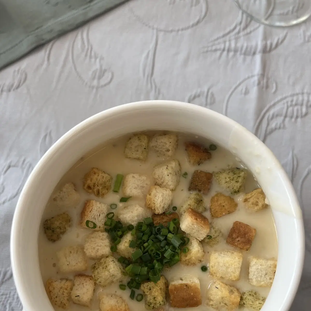 Knoblauchcremesuppe