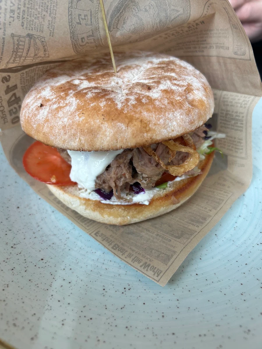 Pulled Pork Burger