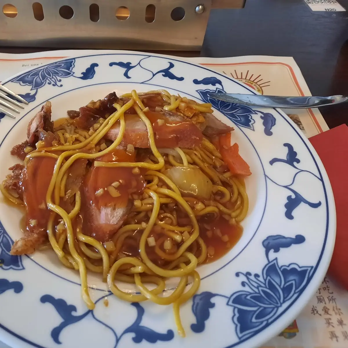 Ente Mit Chinesischen Nudeln