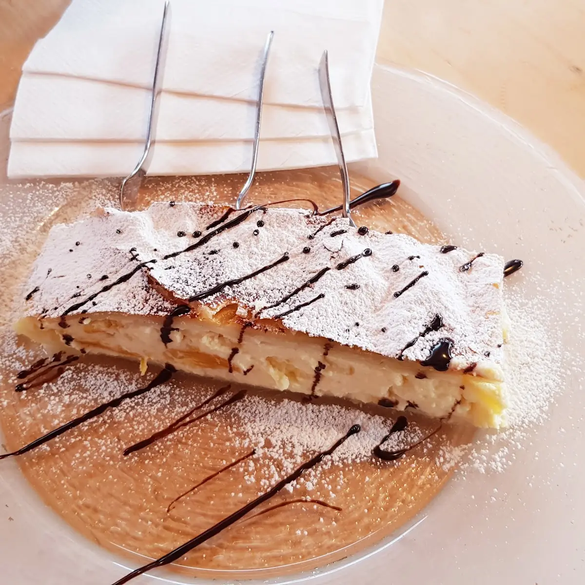 Topfenstrudel