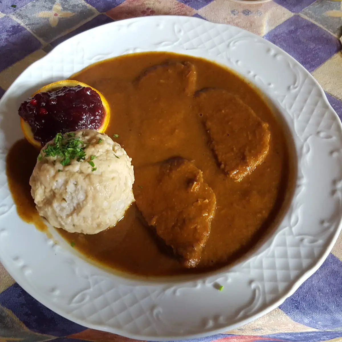 Rinderbraten Mit Knödel