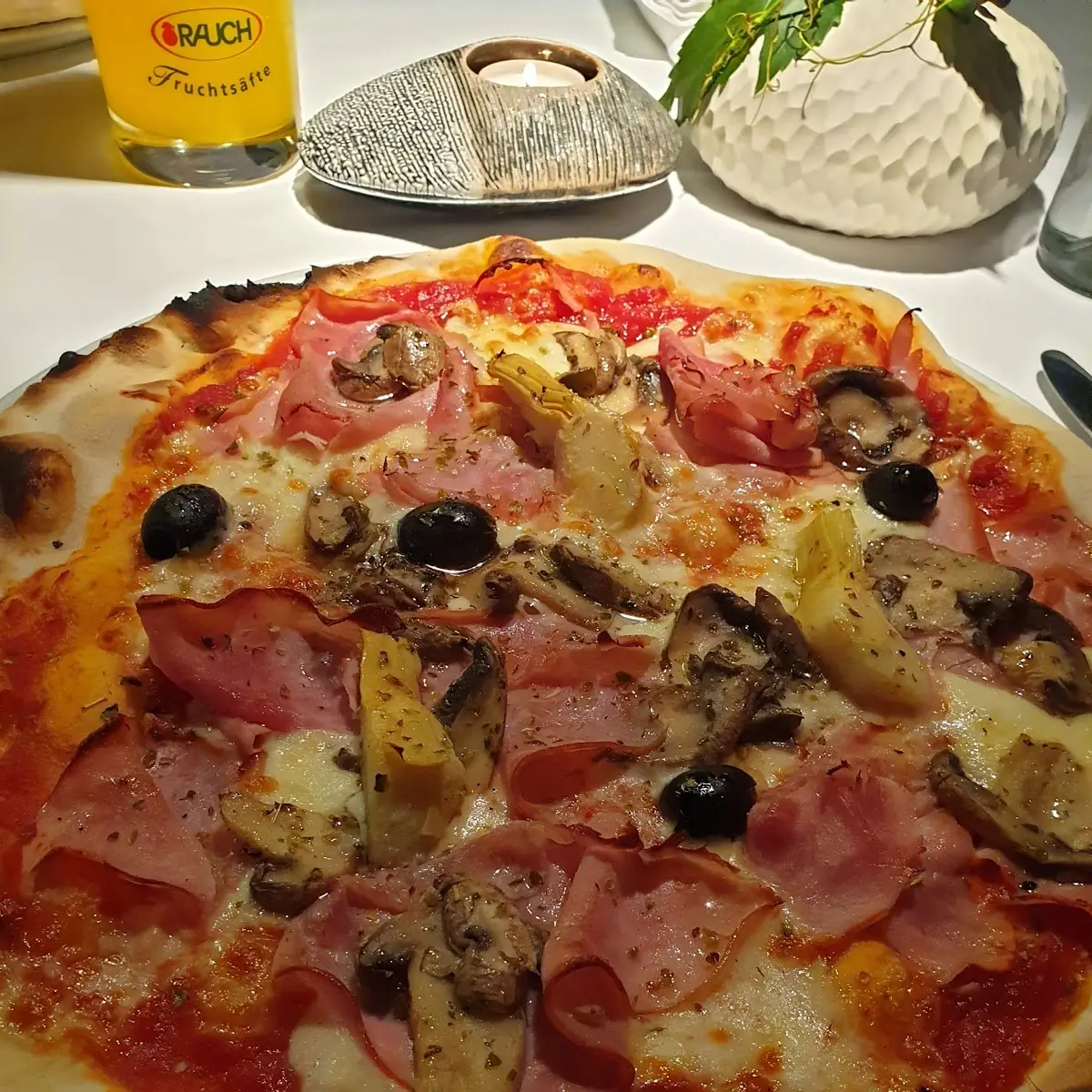 Pizza Capricciosa