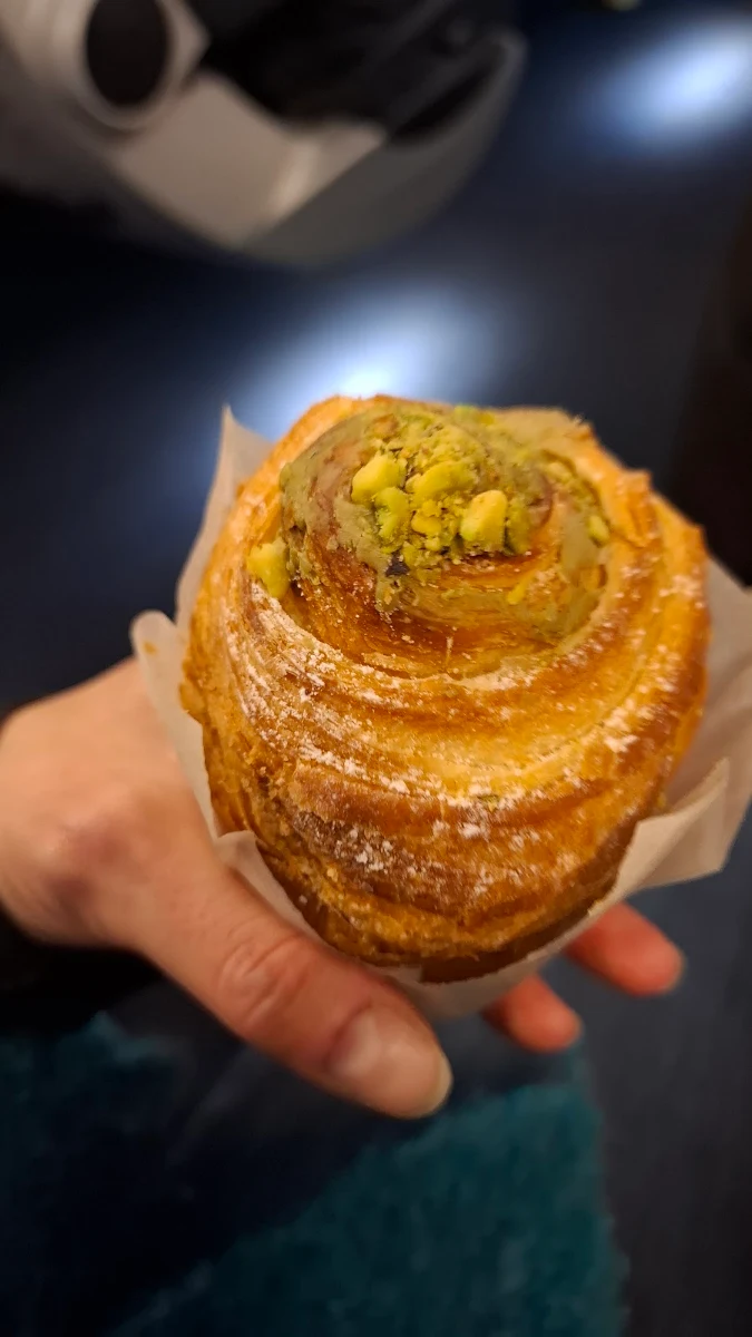 Pistazien Cruffin