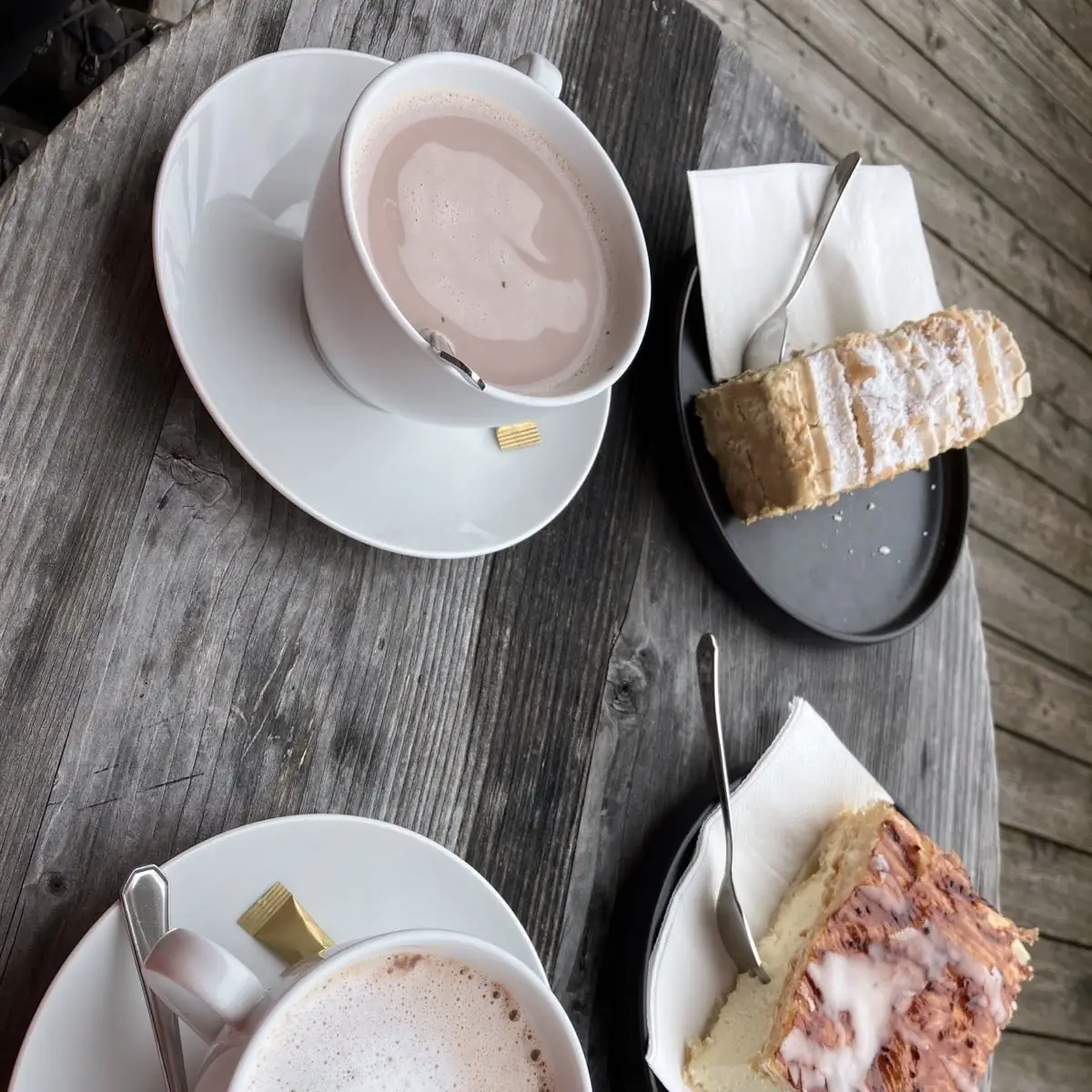 Kakao Kardinalschnitte Cremeschnitte