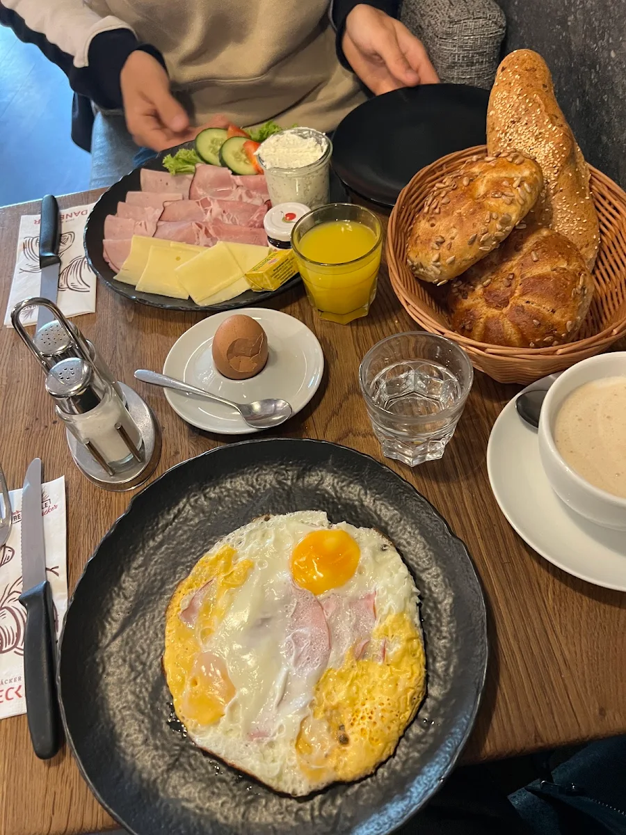Frühstücksteller